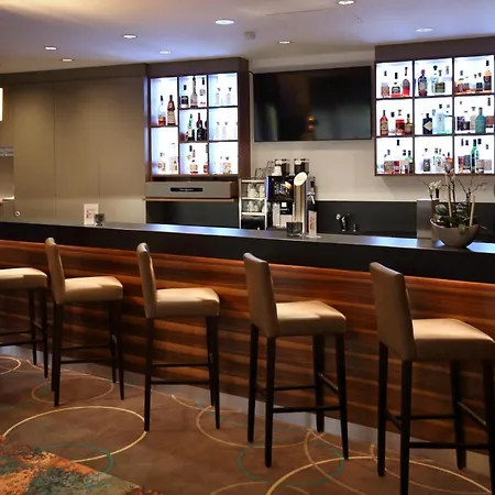 فندق Lobinger Parkhotel & Restaurant