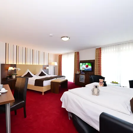 Lobinger Parkhotel & Restaurant 4* Giengen an der Brenz