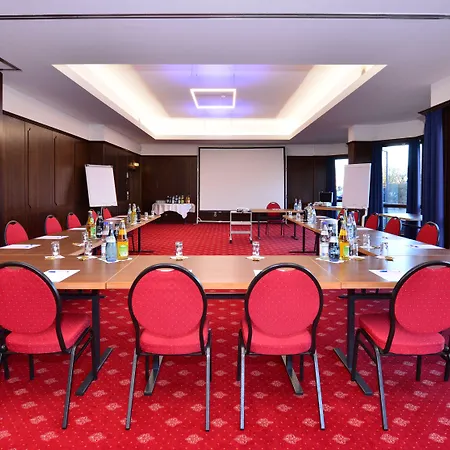 فندق Lobinger Parkhotel & Restaurant
