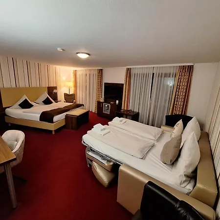Lobinger Parkhotel & Restaurant 4* 깅엔안데어브렌츠