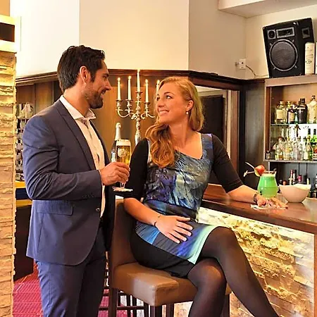 Lobinger Parkhotel & Restaurant Hotel 4*