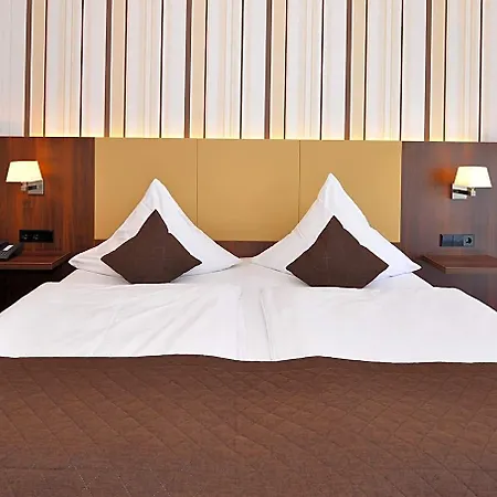 Lobinger Parkhotel & Restaurant Hotel Giengen an der Brenz